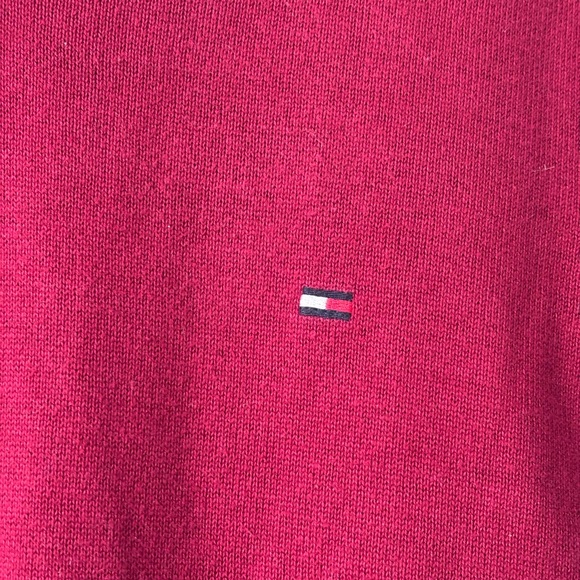 Tommy Hilfiger Men's Sweater - Picture 2 of 5
